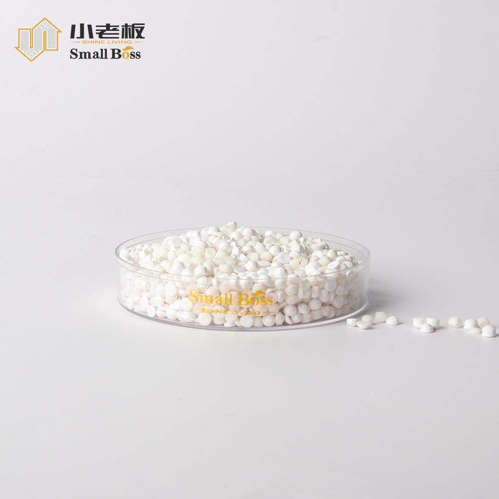 PVC异型材硬质专用料 耐候、耐侵蚀、隔热保温PVC窗框、门框型材用颗粒料